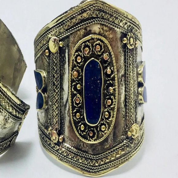 Single Vintage Kuchi Cuff Bracelet: Afghani Tribal Jewelry Inlaid with Stones - Picture 6 of 7